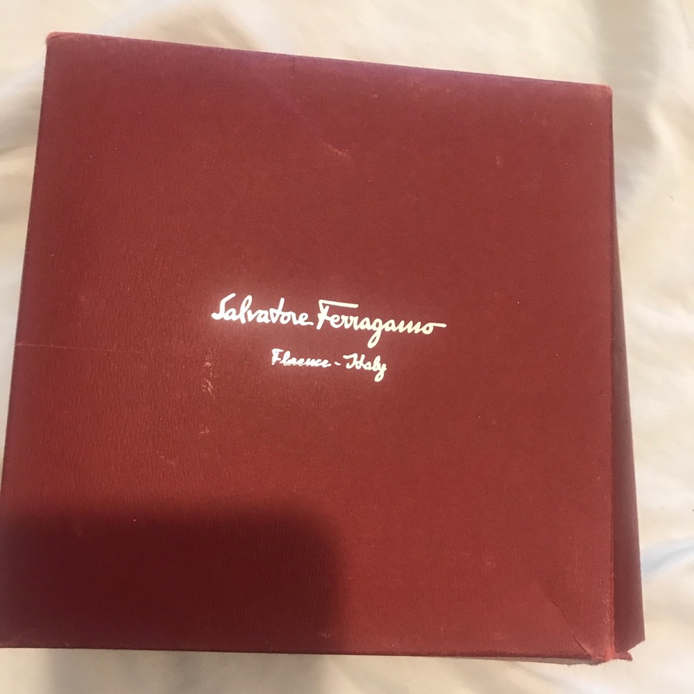 Authentic Ferragamo belt